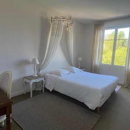 La Villa Camille La Creche Екстер'єр фото